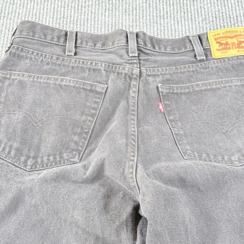 Levis 550 Relaxed Fit Tapered Leg Jeans Mens 40x30 Faded Black Charcoal Denim